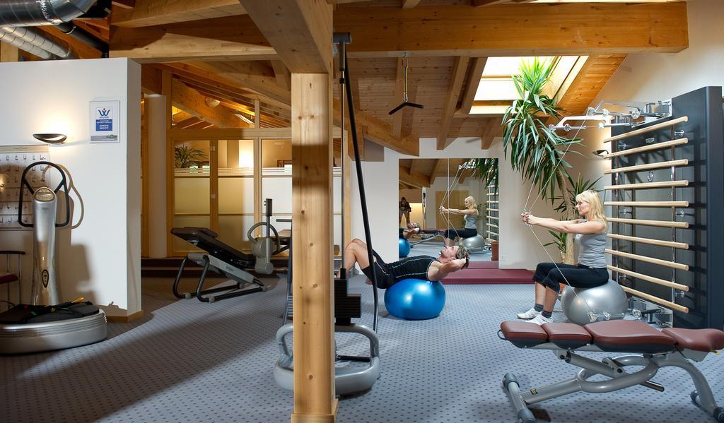 Hotel Post Sport- Und Wellness Samnaun Esterno foto